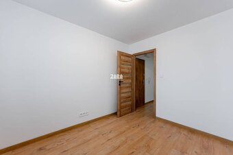 NADŠTANDARD 3 izb. byt. ul.Kalinovska, 71 m2,loggia.Nová KR - 20