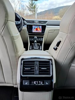 Škoda Superb Combi 2.0 TDI Style DSG 110kw,2019-tka,panorama - 20