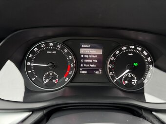 Škoda Octavia Combi Čierna 2023 2.0 TDI Ambition DSG - 20