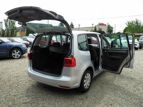 Volkswagen Touran 1.6 TDI Comfortline DSG - 20