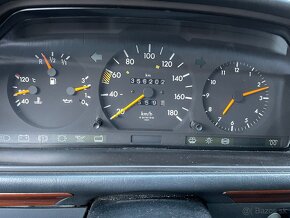 Mercedes w124 200D - 20