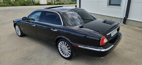 2005 Jaguar XJ8 L 4.2 V8 - 20