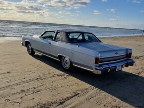 Lincoln Continental Town Coupé (1979) - 20