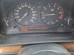 BMW 730i E32 E38 - 20