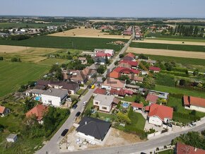 Exkluzívny 4-izbový rodinný dom na predaj v Holiciach - 20