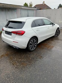 Mercedes Benz A250 benzín 165kw 3/2021 - 20