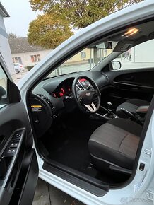 KIA Ceed 1.6 CRDi 85kw 2010 Nová STK/ek - 20