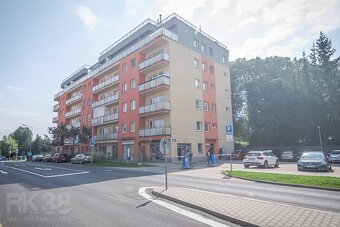 Rezervované: Exkluzívny byt s terasou v centre mesta Poprad - 20