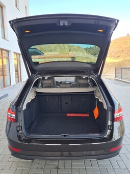 Škoda Superb 2.0TDI 4x4 L&K DSG - 20