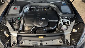 Mercedes-Benz GLC SUV 300 de 4MATIC A/T AMG - 20