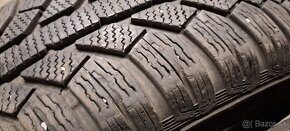 4 ks ZIMNÉ 195/65 R15 95T a 91T cca 5-6 mm od 15,-€/kus - 20