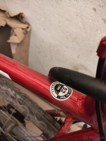 Bicykel Merida CROSSWAY 15-V tmavočervený - 100 Eur/kus - 2
