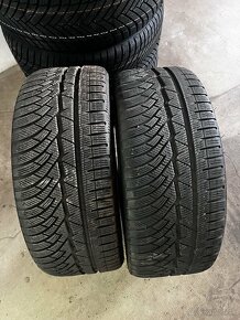 225/40R19 Michelin zimne - 2