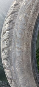 Predám zimné pneumatiky 225/45 R18 - 2