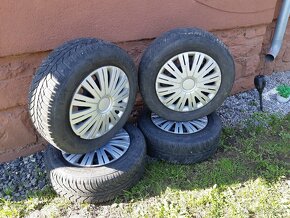 Predám Plechové disky na Zimných Pneu 195/65R15 5x112 - 2