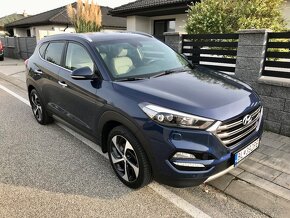 HYUNDAI TUCSON 2.0 CRDi 4x4 AUTOMAT - 2