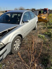 VW Passat 1,6 benzin - 2