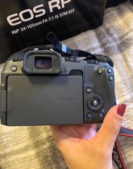 Predám Canon EOS RP bezrkadlovku s objektívmi - ako nové  - 2