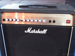 Predám kombo Marshall AVT50X - 2