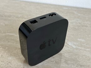 Apple TV 4K (2017) - SSD 64GB - 2