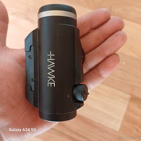 Predaj KOLIMÁTOR HAWKE RED DOT 1X30M 3MOA 9-11MM

 - 2