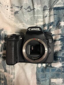 Canon EOS 70D - 2