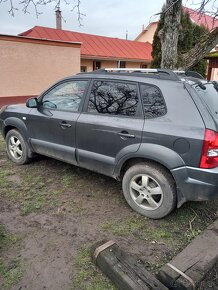 Hyundai Tucson - 2