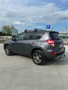 Toyota rav 4 - 2