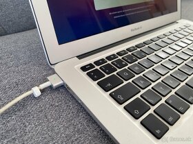 MacBook Air (-25 € v popise) 13-palcový mid 2013 - 2