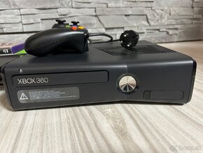 XBOX 360 + Kinect - 2