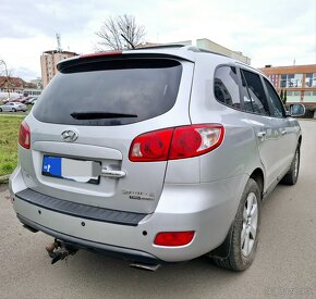 Ponúkam na predaj Hyundai Santa Fe 4x4 - 2