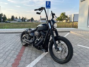 HARLEY DAVIDSON STREETBOB 114 - 2