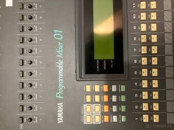 Predam digitalny mixpult Yamaha programmable 01 - 2