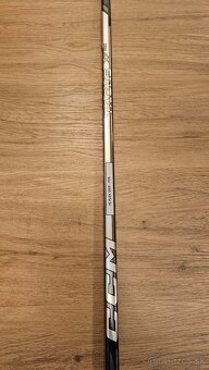 CCM Tacks XF pro prava 77 P29 - 2