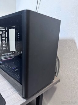 CoolerMaster NR200 - 2