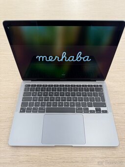 MacBook Air (M1, 2020) - 2