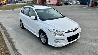 Hyundai i30 cw 1.6 crdi 85kw VGT - 2