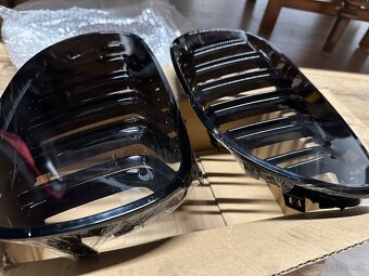 Predna maska bmw e60 e61 grill - 2