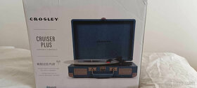 Gramofón CROSLEY Cruiser Plus - Tmavomodrý kufrík. - 2