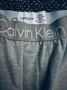 Calvin Klein šortky - 2