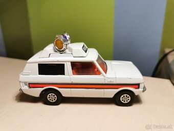 Corgi whizzwheels Range Rover Police - 2