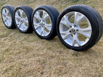 Letná sada org ŠKODA 5x112 R17 7J ET54 225/45 R17 - 2