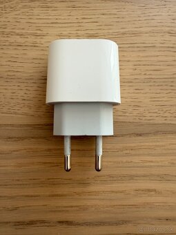 Apple nabíjačka USB-C 20W - 2