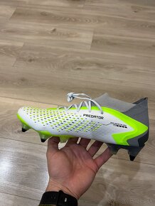 Adidas Predator Accuracy 1 SG veľkosť UK: 8,5 - 2