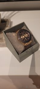 Guess hodinky - 2