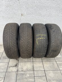 225/60R18 MICHELIN 2x7mm 3922, 2x4mm 4019 - 2