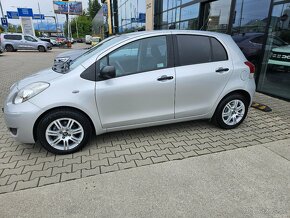 Yaris 1.33 VVT-i,,74kW,101k,6MT,4.valec,83000km,5.dv - 2