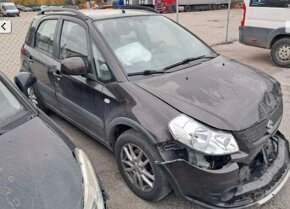 Predám Havarovanú Suzuki Sx4 1,6 benzin rv 2014. - 2