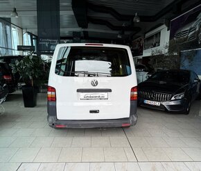 Volkswagen Transporter T5 1.9Tdi 6 miestne - 2