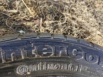 Zimné 215/60R17 continental - 2